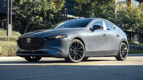 2013 Mazda Mazda3 Review Expert Insights Pricing And Trims 2013 Mazda Mazda3 Review Expert Insights Pricing And Trims