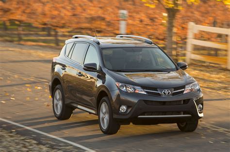 Top Reasons to Choose the 2013 Toyota RAV4 for Your Next SUV