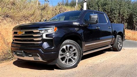 2014 Chevrolet Silverado 1500 High Country Review High End Luxury With Country Boy Capabilities Torque News