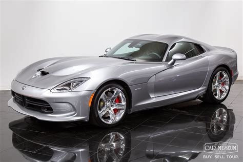 Unveiling the Power and Performance of the 2014 Dodge Viper