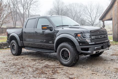 2014 F 150 Svt Raptor Special Edition To Hit The Dirt This Fall News Car And Driver