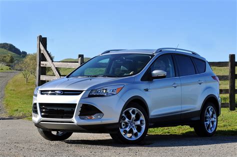 2014 Ford Escape Review Expert Insights Pricing And Trims