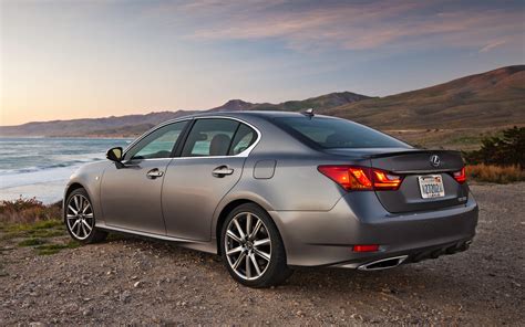 2014 GS 350: Ultimate Buyer’s Guide and Review