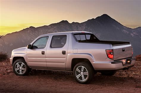 2014 Honda Ridgeline: A Comprehensive Review of Its Features and Performance