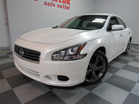 Top Features and Benefits of the 2014 Nissan Maxima SV