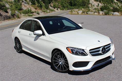Best Features and Performance Review of the 2015 C300