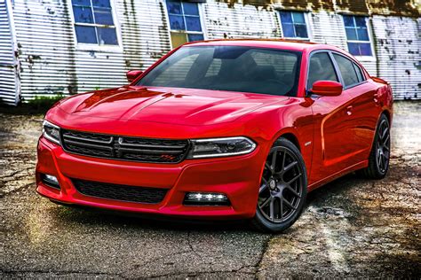 2015 Charger SXT: Ultimate Buyer’s Guide and Review