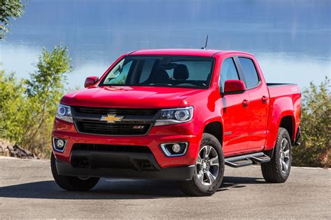 2015 Chevrolet Colorado: Ultimate Buyer’s Guide and Review