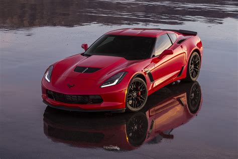 2015 Chevrolet Corvette Review Expert Insights Pricing And Trims 2015 Chevrolet Corvette Review Expert Insights Pricing And Trims
