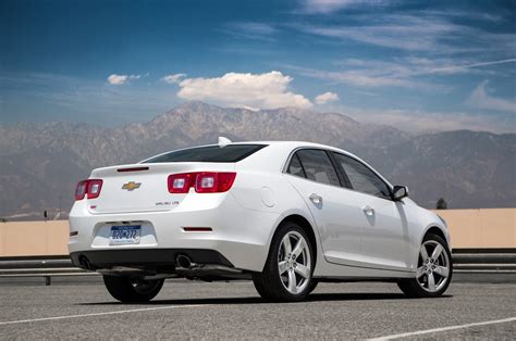 Top Features and Buyer’s Guide for the 2015 Chevrolet Malibu