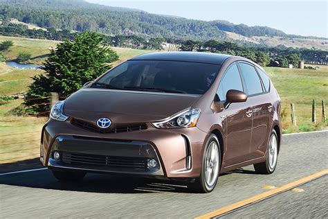 2015 Toyota Prius V Review Ratings Edmunds