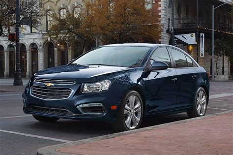 2016 Chevy Cruze Limited Review: Features, Pricing, and Buyer’s Guide