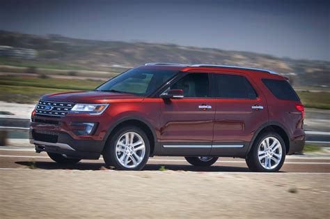 2016 Ford Explorer Review Ratings Edmunds