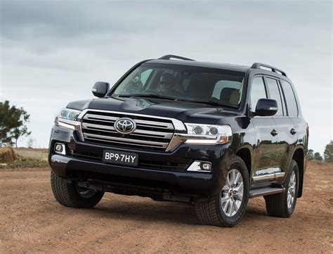 2016 Land Cruiser Review: Features, Performance, and Buying Tips