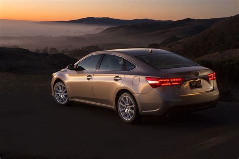 2016 Toyota Avalon Review Ratings Edmunds 2016 Toyota Avalon Review Ratings Edmunds