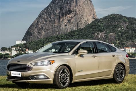 2017 Ford Fusion Hybrid-3 2017 Ford Fusion Hybrid-3