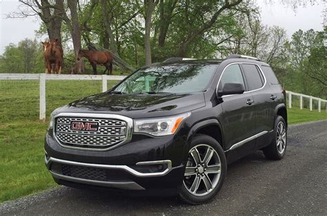 2017 GMC Acadia Denali Review: Features, Performance, and Worthiness