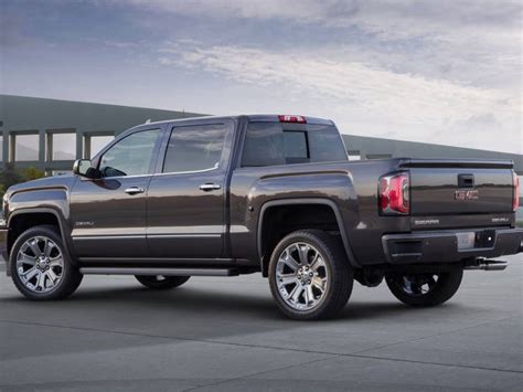 2017 Gmc Sierra Road Test And Review Autoweb