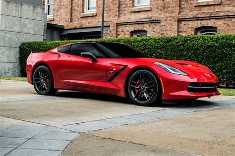 2017 Vette Stingray: Everything You Need to Know