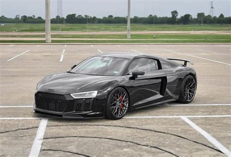 2018 Audi R8 V10 Review: Performance, Specs, and Key Features
