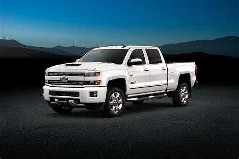 Top Features and Buying Tips for the 2018 Chevy 2500