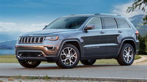 2018 Jeep Grand Cherokee Buying Guide Popular Suv Questions And Answers Autoblog