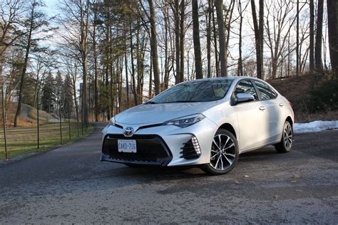 2018 Toyota Corolla Review Autoguide Com