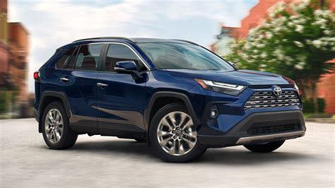 2018 Toyota Rav4 Review Photos Specs Carmax
