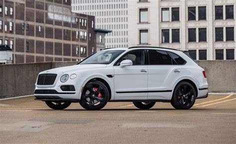 Discover the 2019 Bentley Bentayga: Features, Specs, and Review