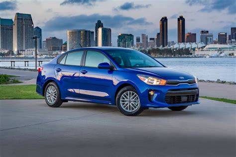 2019 Kia Rio Review Ratings Edmunds 2019 Kia Rio Review Ratings Edmunds