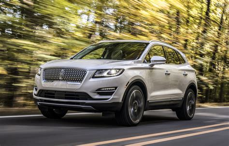 2019 Lincoln Mkc Review Prices Specs And Photos The Car Connection