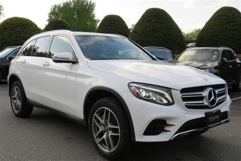 2019 Mercedes Benz Glc Class Review Ratings Edmunds 2019 Mercedes Benz Glc Class Review Ratings Edmunds