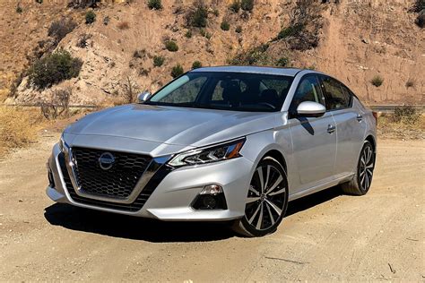 2019 Nissan Altima Review: Features, Performance, and Price Insights