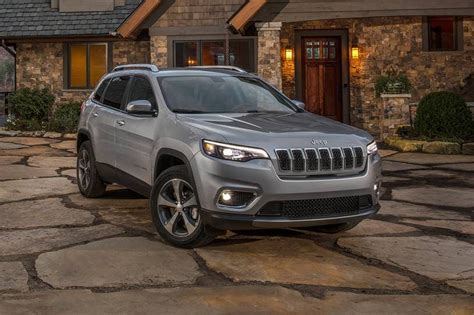 2020 Jeep Cherokee Review Ratings Edmunds