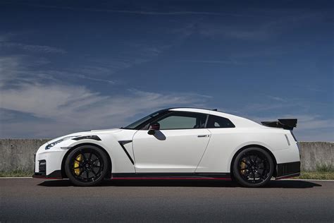 2020 Nissan Gt R Nismo Uk Review Pistonheads Uk