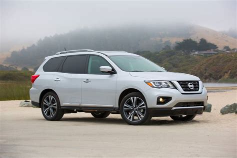 2020 Nissan Pathfinder Review Ratings Edmunds