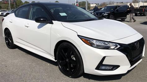 2020 Nissan Sentra Sr-3