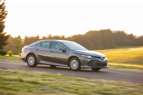 2020 Toyota Camry Hybrid Review It S Great But Buy The Le Digital Trends 2020 Toyota Camry Hybrid Review It S Great But Buy The Le Digital Trends