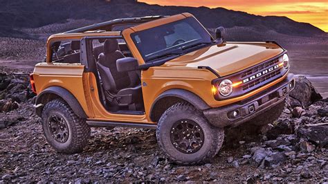2021 Ford Bronco An Off Road Legend Returns At 29 995 The Drive