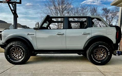 2021 Ford Bronco Packages Mid High Lux And Sasquatch Kelley Blue Book