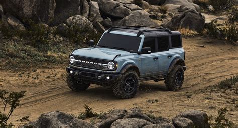 2021 Ford Bronco The Off Road Icon Returns To Blow The Jeep Wrangler S
