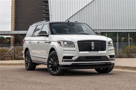 2021 Lincoln Navigator Review: Features, Performance, and Pricing