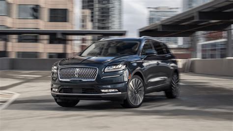 2022 Lincoln Nautilus Review Expert Insights Pricing And Trims