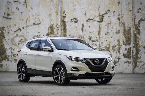 2022 Nissan Rogue Sport Review Prices Specs And Photos The Car Connection 2022 Nissan Rogue Sport Review Prices Specs And Photos The Car Connection