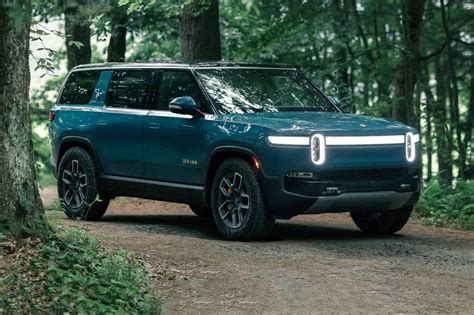 2022 Rivian R1s Review Ratings Edmunds
