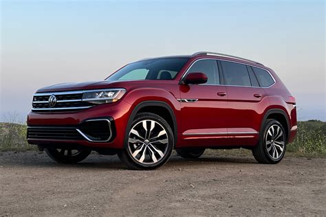 2022 Volkswagen Atlas Review: Features, Performance, and Pricing