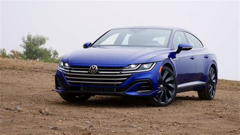 2022 Vw Arteon Review For Those Who Ve Outgrown Their Gti Autoblog