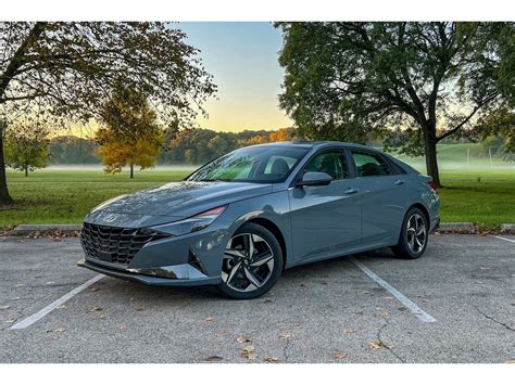 2023 Hyundai Elantra Review, Pricing, Pictures News, 44% Off