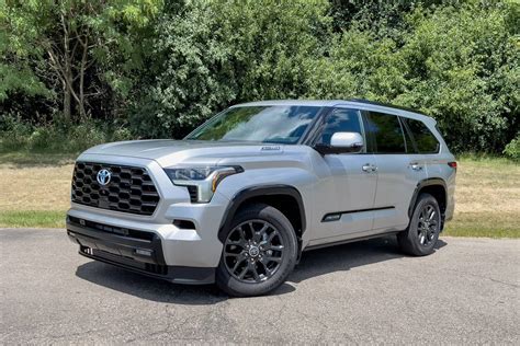 Discover Everything You Need to Know About the 2023 Toyota Sequoia