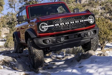 2024 Ford Bronco Badlands: The Ultimate Off-Road Adventure Vehicle